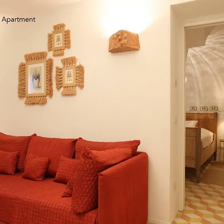 Casa Bellagio, / Apartament *