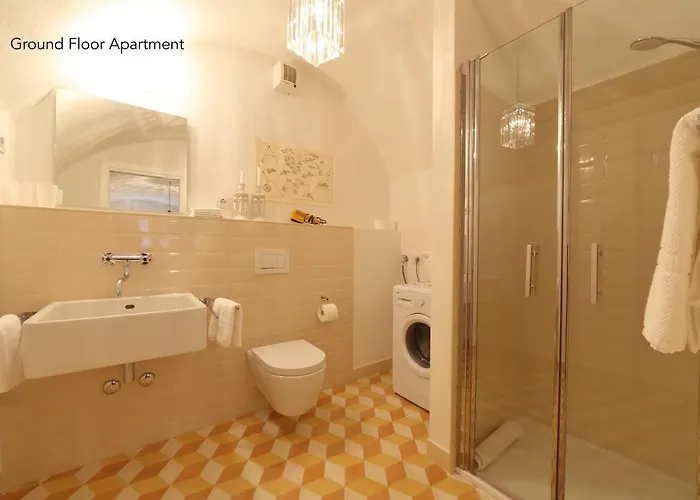 Casa Bellagio, / Apartmán