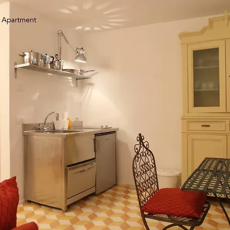 贝拉吉奥住宅公寓 * 贝拉焦